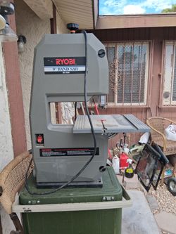 Ryobi  9" Band Saw