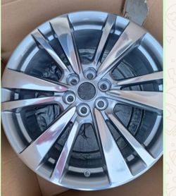 New Cadillac Xt6 Rim (OEM)