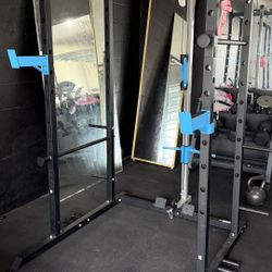 Squat Rack - Ab Machine 