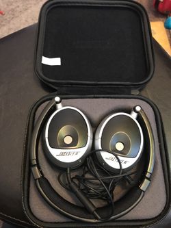 Bose on ear headphones wired