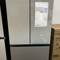 *NEW* Samsung Bespoke With Family Hub Refrigerator 