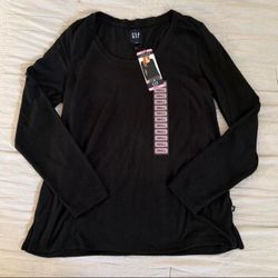 Gap black long sleeve top