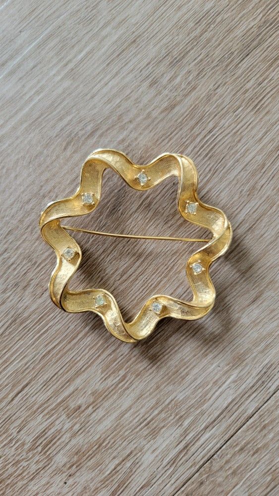 Sarah Coventry Brooch Jewelry