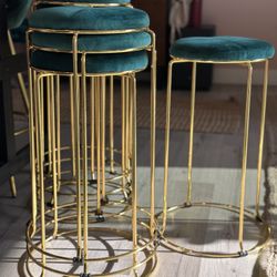Green Stackable Round Velvet Chairs 