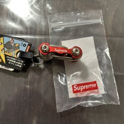 Supreme Screwdriver keychain 