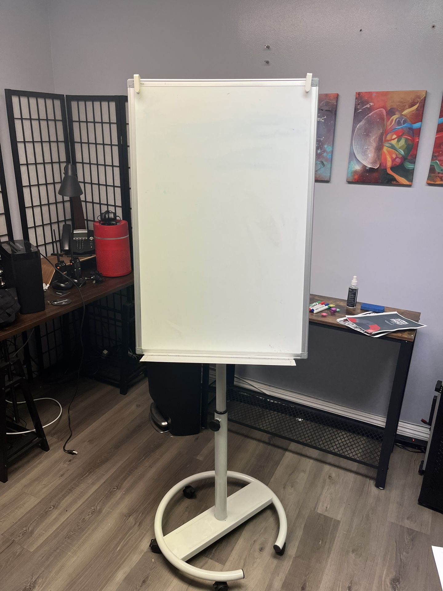 Pedestal white board