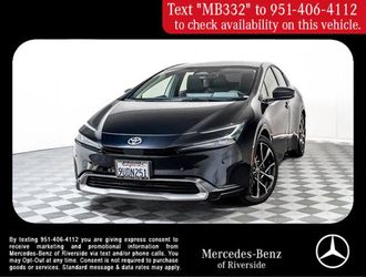 2025 Toyota Prius Plug-In Hybrid