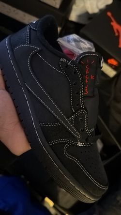 Travis Scott Jordan 1  Black Phantom SP