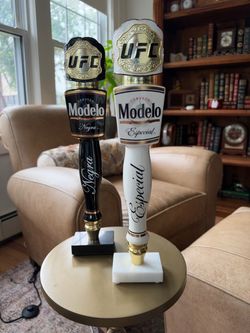 Modelo UFC Championship Belt Beer Tap Handles – Especial & Negra – Matching Pair