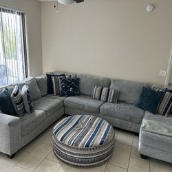 Rooms 2 Go Sectional Sofa 
