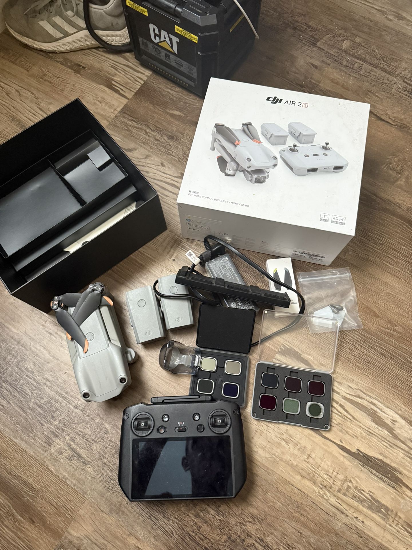 Dji Air 2s With PRO Controller- READ!