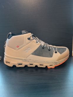 On Cloudtrax Sensa Walking/Hiking Boots