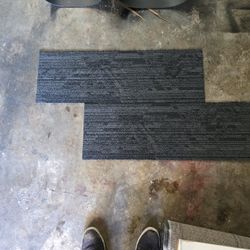 Carpet Tiles 1100 Sft