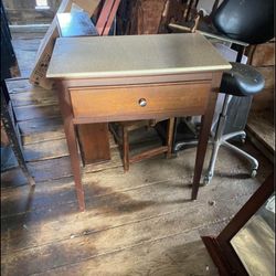 Entry Table/desk With Huge Mirror 