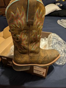 Ariat Women's Delilah Cowboy Boots Size 8.5B