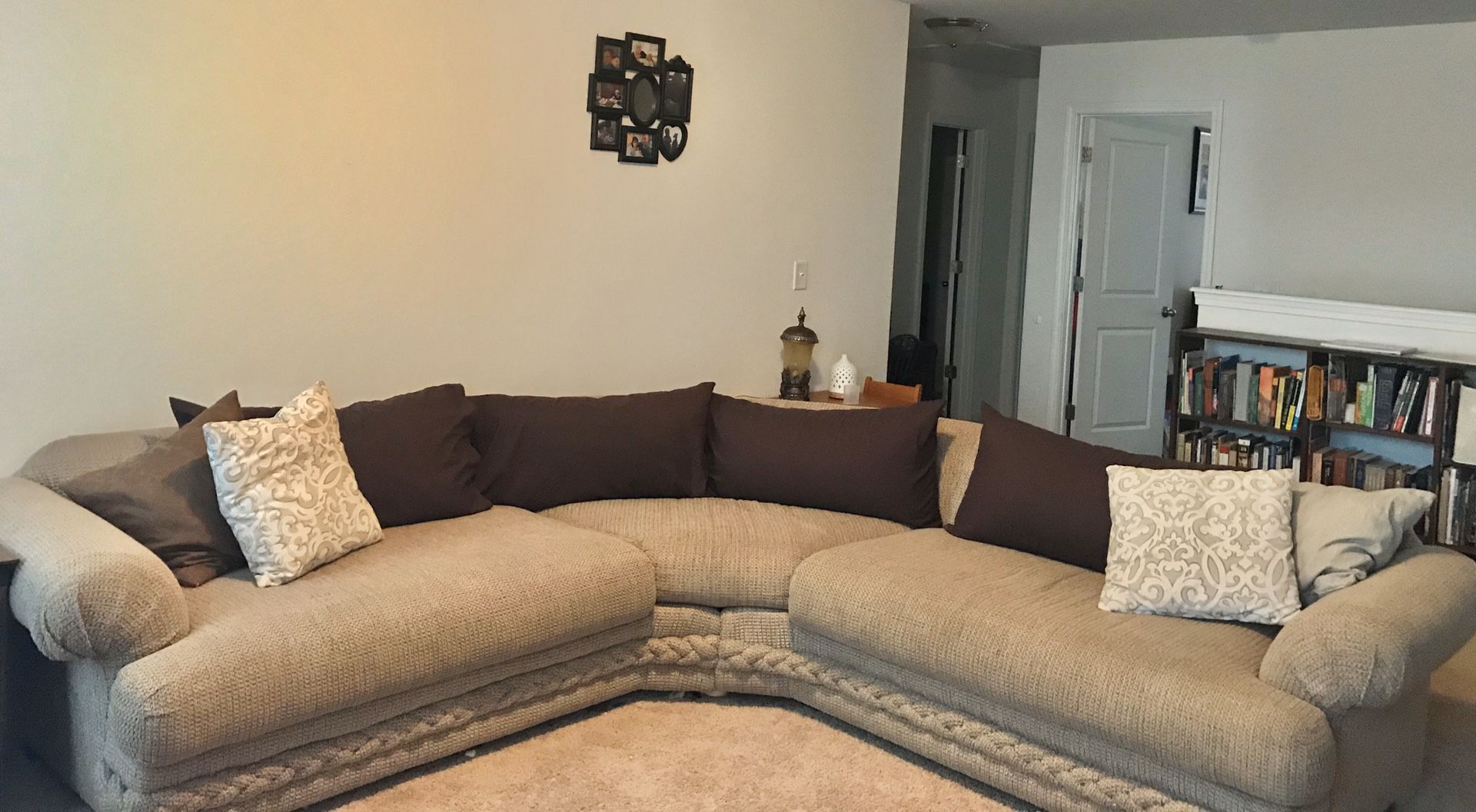 Haverty’s Two-Piece Sectional Sofa