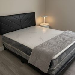 Queen Size Bed Frame With MATTRESS 