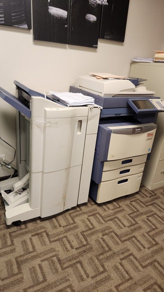 Toshiba eStudio w4540c Copy Machine