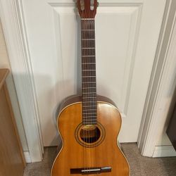Vintage Hagstrom Solid Top Classical Guitar Made in Sweden. I believe this is a H-25 model from the 1960’s. It plays good and sounds so warm and mello