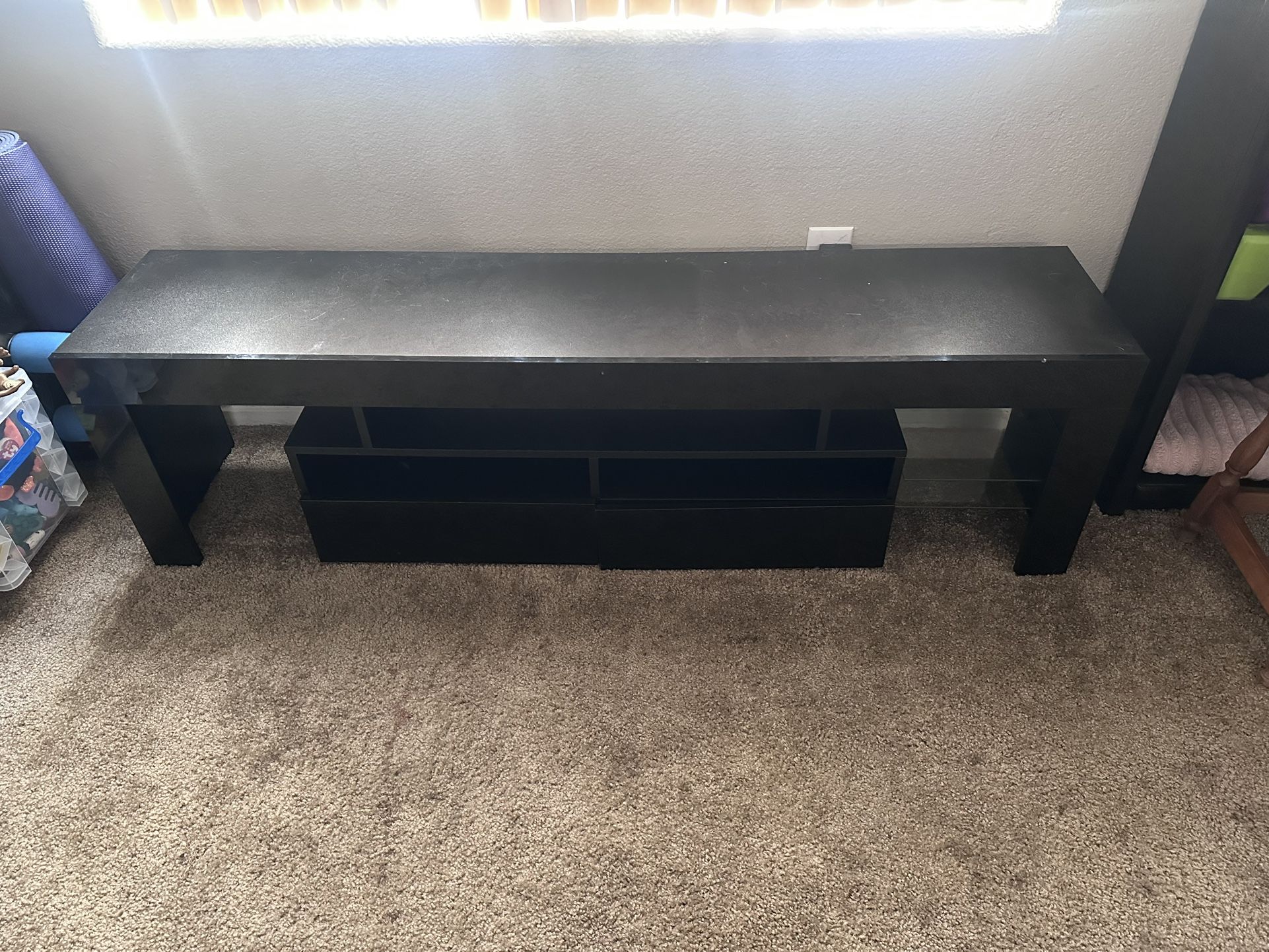 TV Stand With Glass Shelves