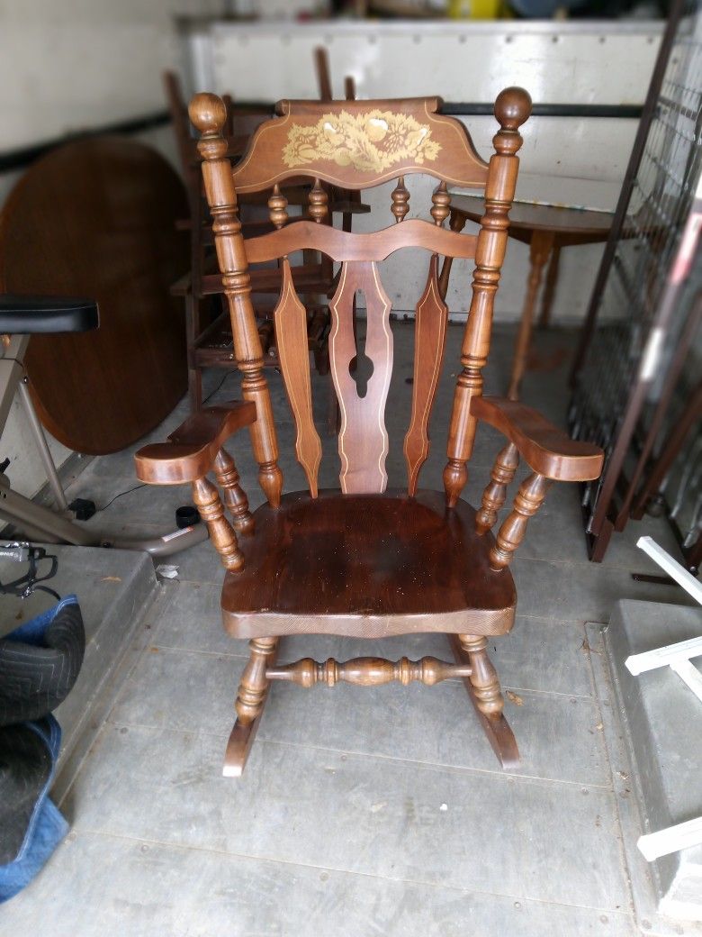 Solid Rocking Chair