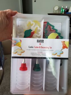 Kuhn Rikon Cookie cutter & Decorating kit