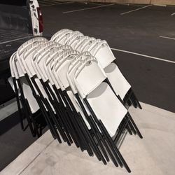20 Foldable Chairs