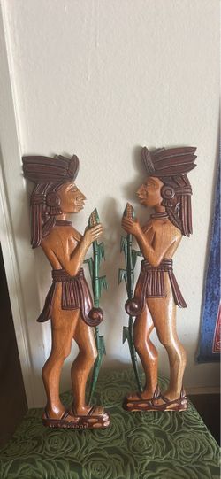 El Salvador Hand-Carved Wooden Figurines Pair