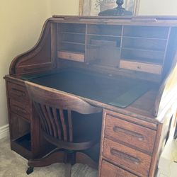 Antique Raised With interior Drawers circa 1900 with the chair