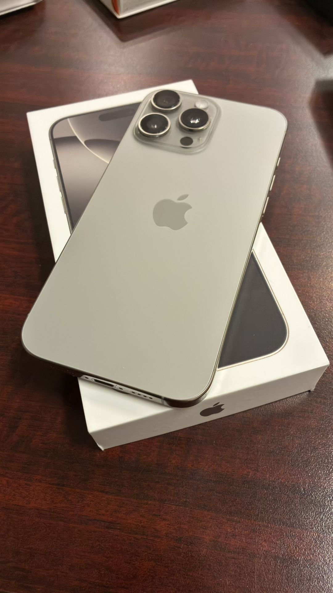 iPhone 16 Pro Max 512gb Bundle