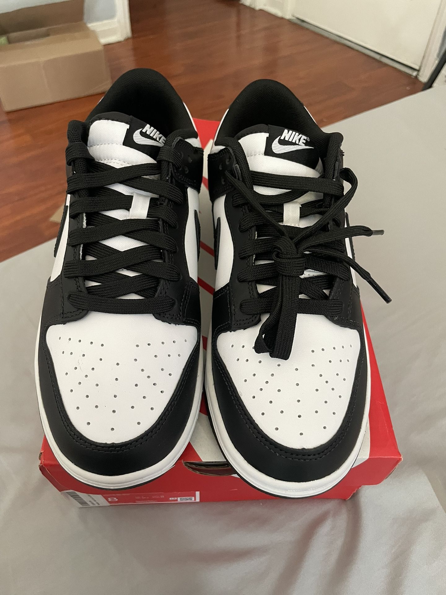 Nike Dunk Low Panda 