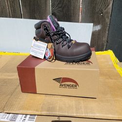 Women's Boots With Safety Toe