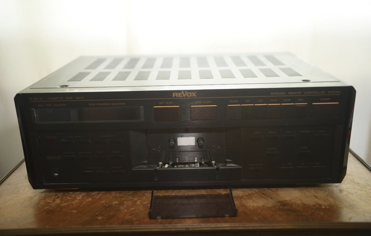 REVOX - B215-S Tape deck