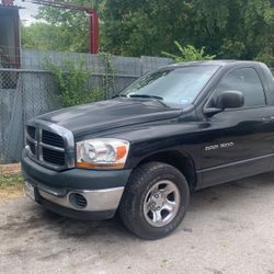 2006 Dodge Pickup 