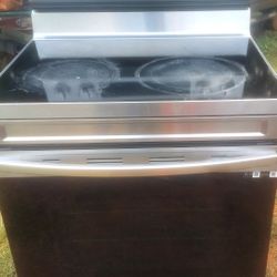 Electric Stove READ DESCRIPTION 