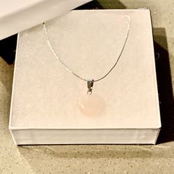 Rose quartz Heart Necklace 