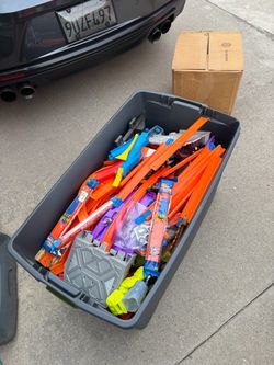 Huge tote of hot wheel tracks and playsets