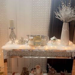 Console & Caffe Tables 