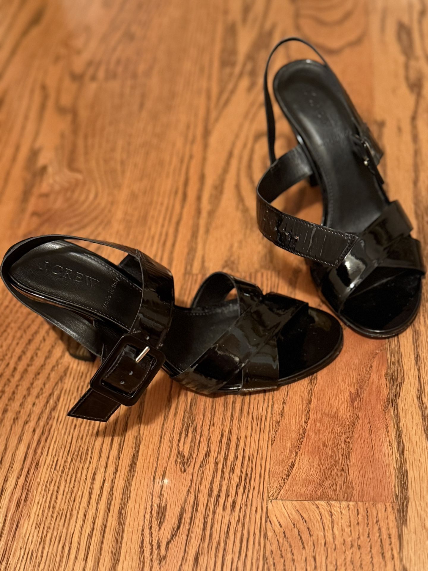 Shoes / Heels / Sandals $15