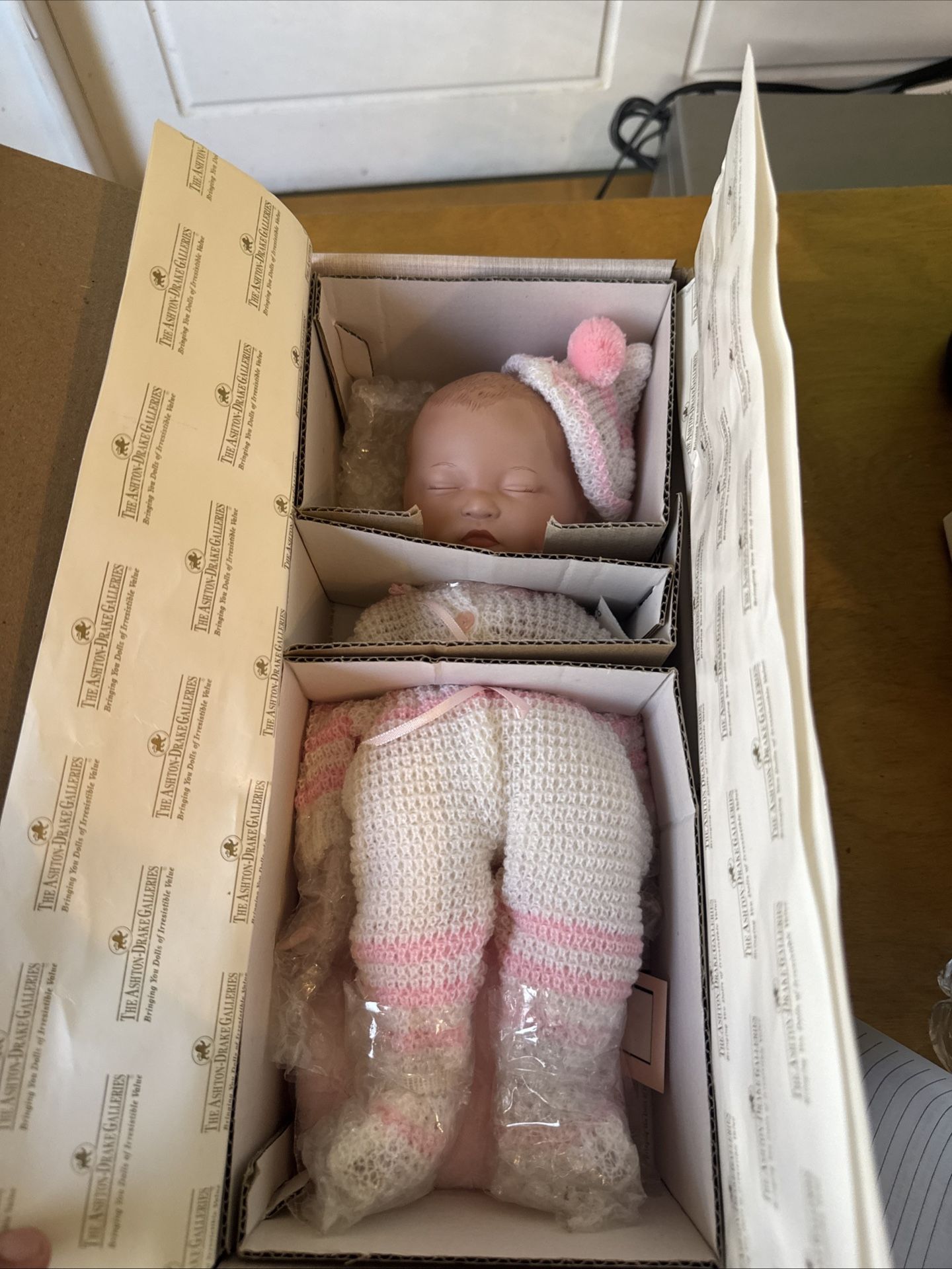 Ashton Drake Porcelain Baby-Beautiful Newborn 1st Issue Miracle of Life 1995-NIB