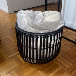 Woven Basket 