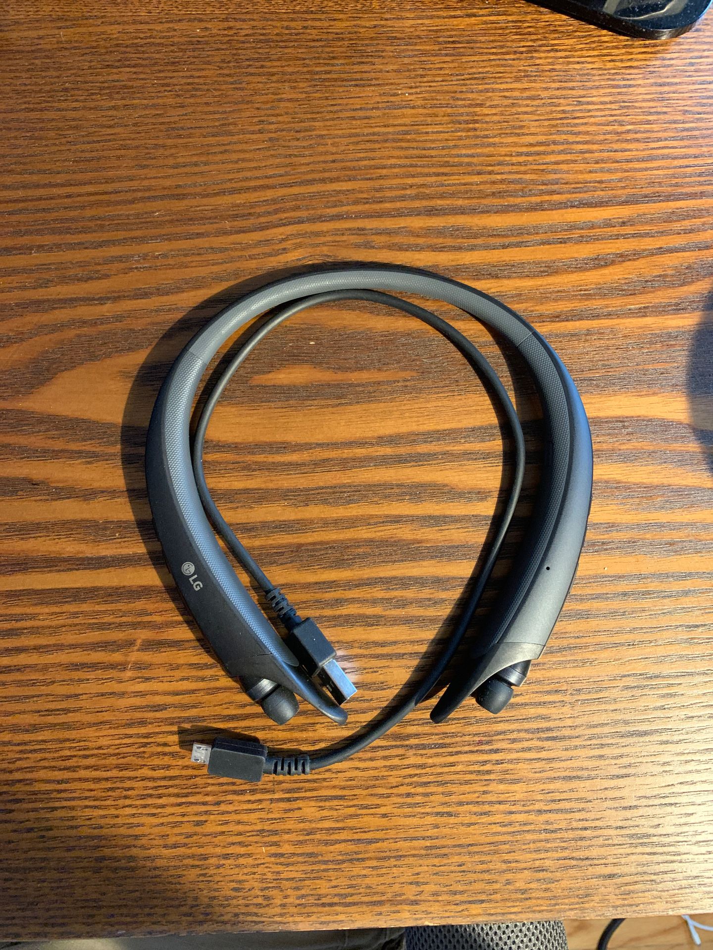 LG stereo headset Bluetooth