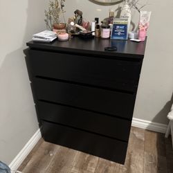 Drawer Dresser