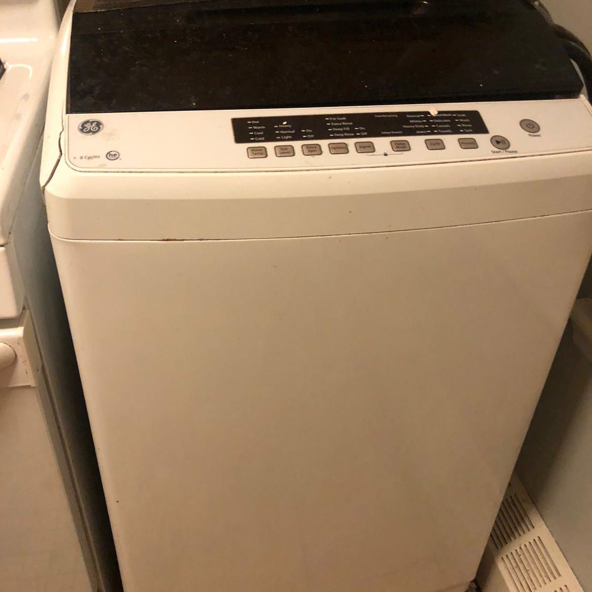 	 GE - 2.8 Cu. Ft. 8-Cycle Top-Loading Portable Washer - White/Black