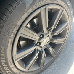 21" Range Rover Rims With Perelli Tires