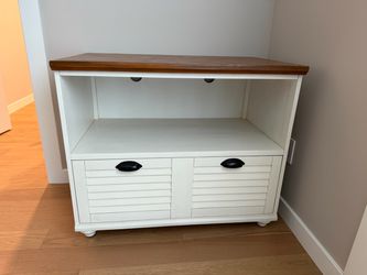 Pottery Barn Caninet