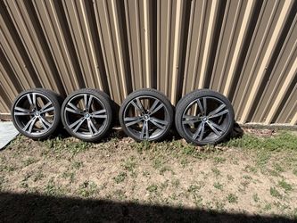 19” Factory BMW Wheels And Tires