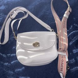 Coach beige/cream leather bag