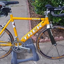2000 Trek Hilo for Sale in Del Valle, TX - OfferUp