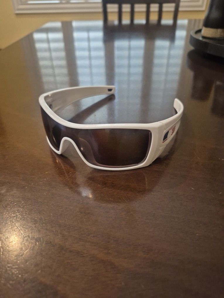 Oakley Batwolf Sun Glasses